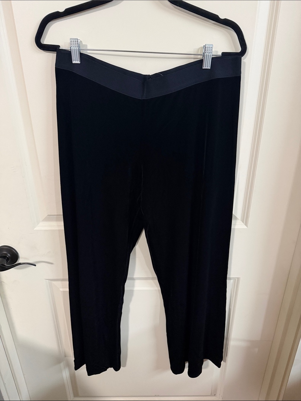 Joan Vass Black Women's Velour Wide-Leg Pants with zipper